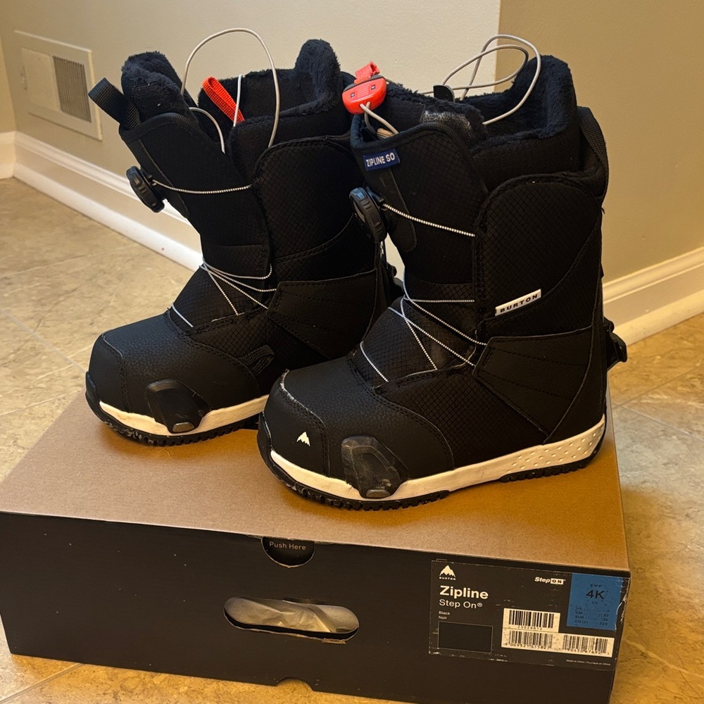 Burton Black and White Snowboard Boots